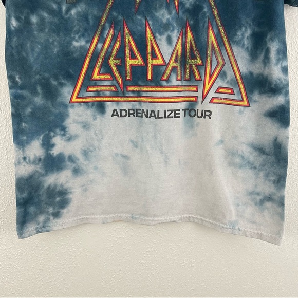 DEF LEPPARD Blue White Tie Dye 1992 Adrenalize Tour Short Sleeve Graphic Tee - Picture 10 of 12